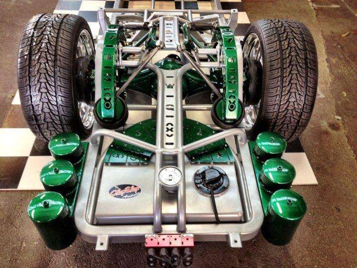 Custom Navara detail