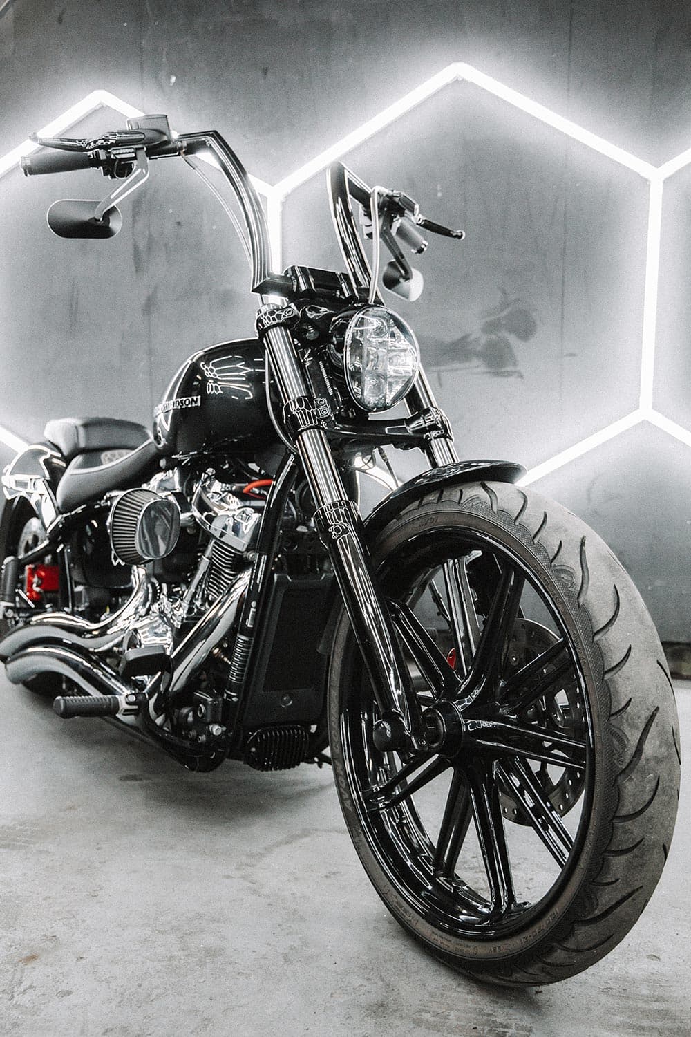 Custom Harley Breakout detail