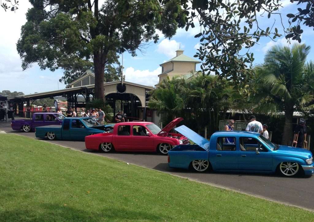 Slammed custom dual cab trucks at Mini Madness 2014 Port Macquarie